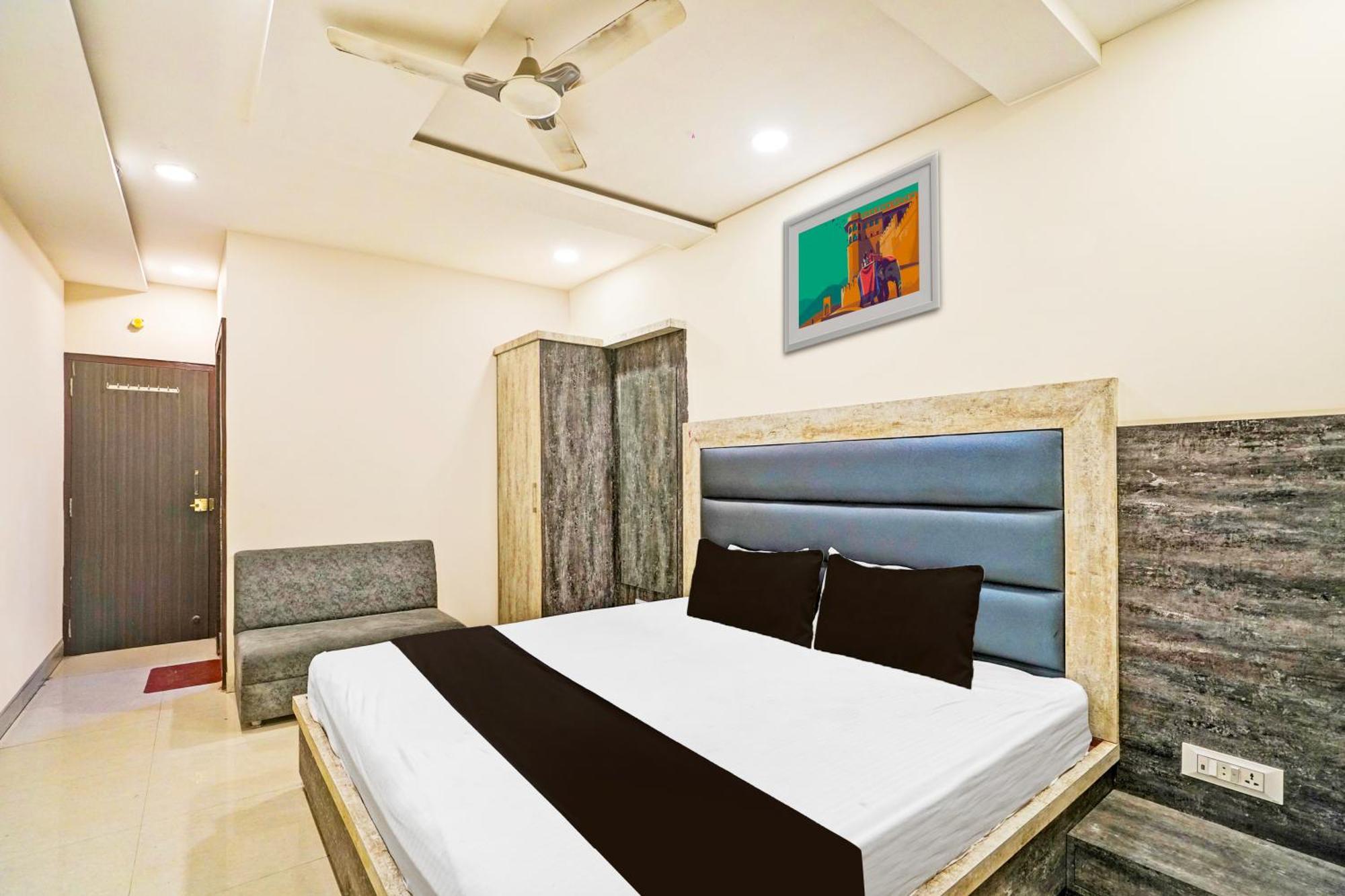 Super Hotel O Shri Shiva Palace Rāipur Εξωτερικό φωτογραφία
