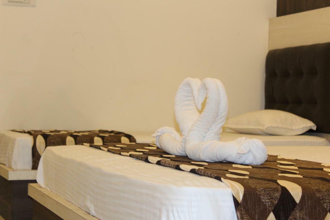 Super Hotel O Shri Shiva Palace Rāipur Εξωτερικό φωτογραφία