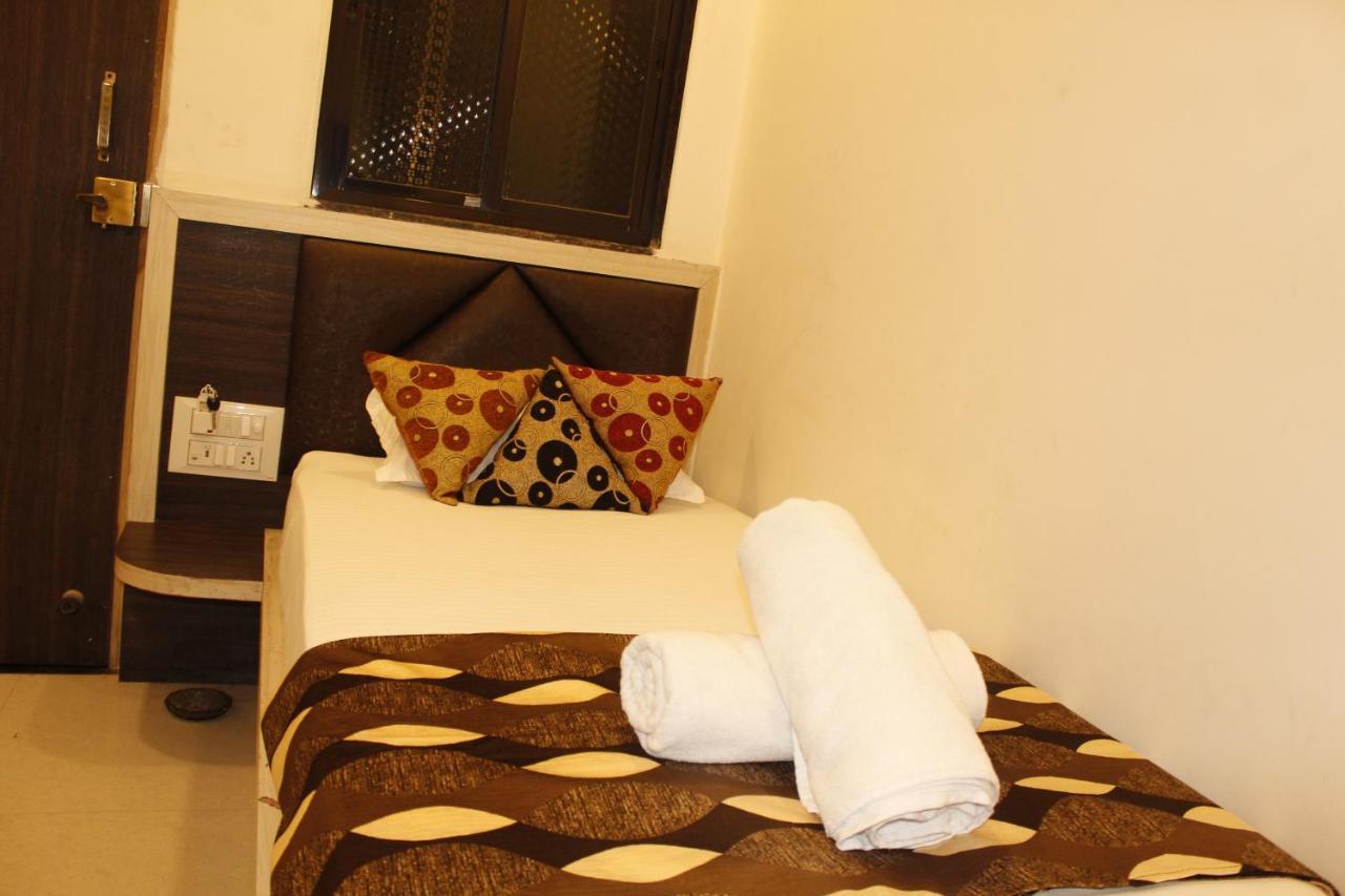 Super Hotel O Shri Shiva Palace Rāipur Εξωτερικό φωτογραφία
